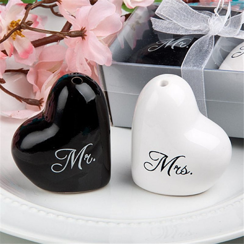 Ein Paar Keramik Muschelschale Salz-und Pfefferstreuer Hochzeit Gastgeschenk